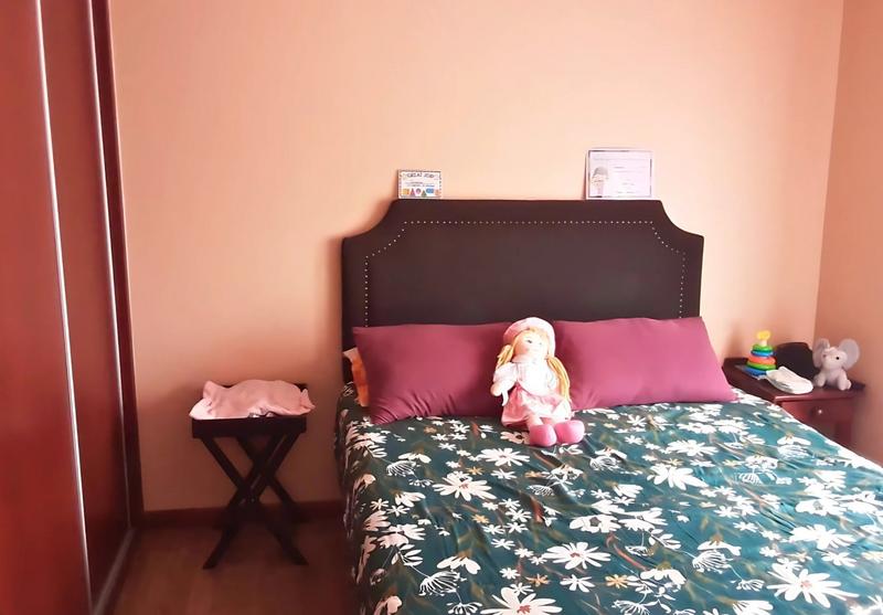 5 Bedroom Property for Sale in Fairview Western Cape